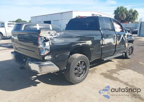 2017 Toyota Tundra Sr5 5.7L V8 z USA, uszkodzony, nr VIN 5TFUW5F17HX603818